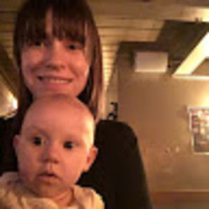 Hello, I’m Lacey, welcome to my Posh page!